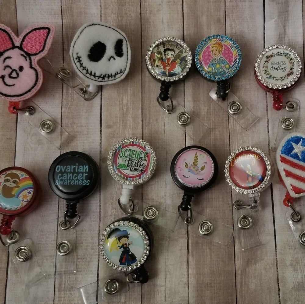 Badge reels